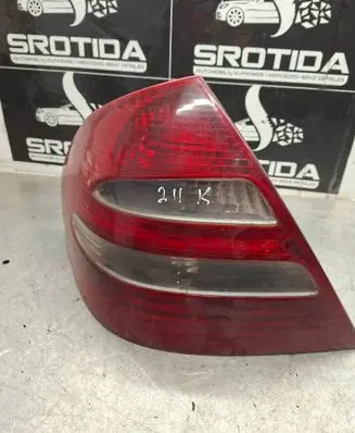 Mercedes-Benz E W211 Rear/tail lights A2118200364