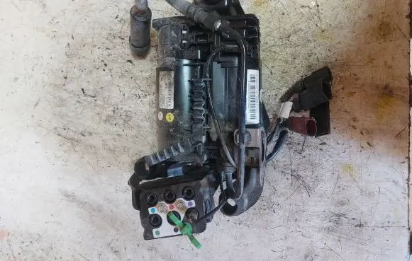 Volkswagen Phaeton Air suspension compressor/pump 3D0616005K 15150000313 050421
