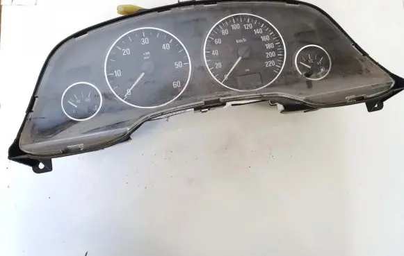 Opel Zafira A Speedometer (instrument cluster) 110080209 24461768ju