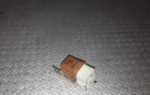 Nissan Terrano Other relay 2523079964