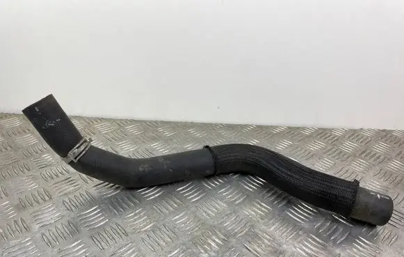 Nissan X-Trail T32 Engine coolant pipe/hose