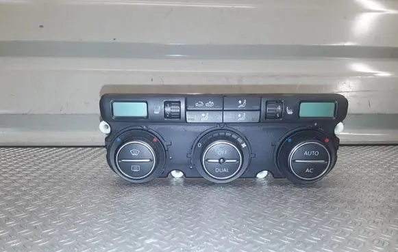 Volkswagen Golf V Climate control unit 1K0907044DA
