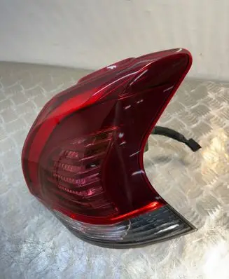Peugeot 3008 I Rear/tail lights 9805510480 81290201