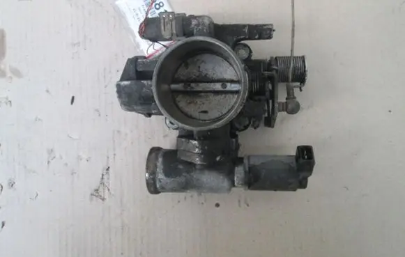 Opel Vectra B Throttle body valve 