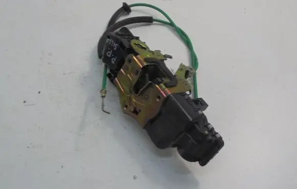 Fiat Stilo Front door lock 46786777