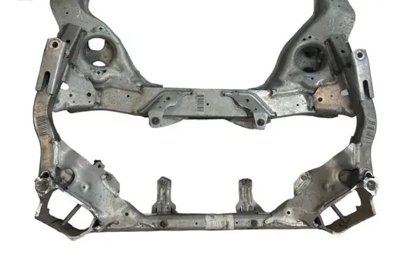 BMW X1 E84 Front subframe 6785639