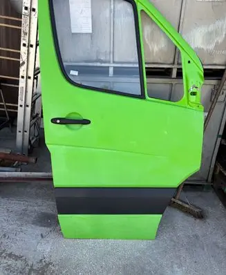Mercedes-Benz Sprinter W906 Front door 
