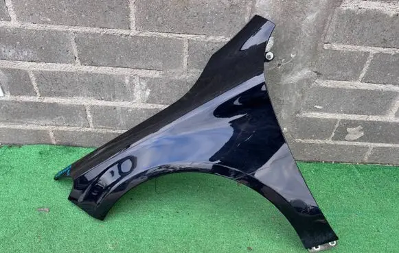 Mercedes-Benz CLA C117 X117 W117 Fender 