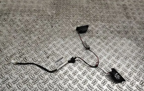 Nissan Qashqai+2 Number plate light DPPL049 9203280475 108494570009