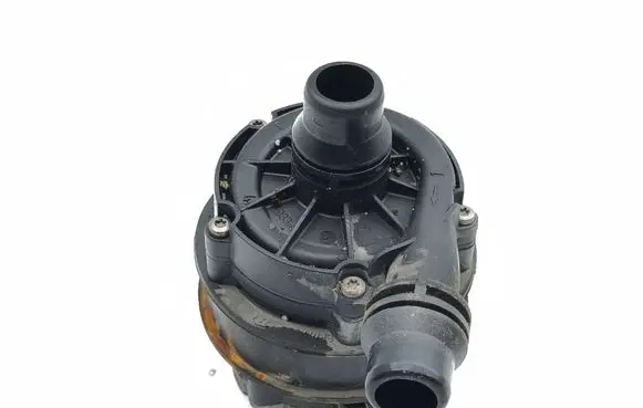 Mercedes-Benz E AMG W213 Electric auxiliary coolant/water pump A0005002686 0392024050 201704052000