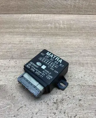 Renault Espace III Tow bar relay 6025308457 5GA00631011