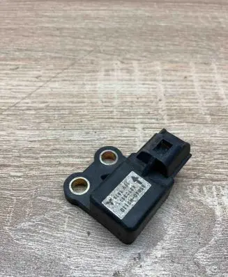 Hyundai Santa Fe Airbag deployment crash/impact sensor 95640M3110 X2T25271