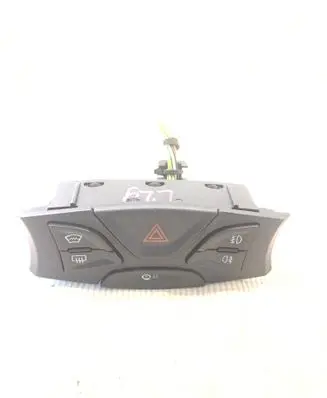 Ford Ka Hazard light switch 735475939