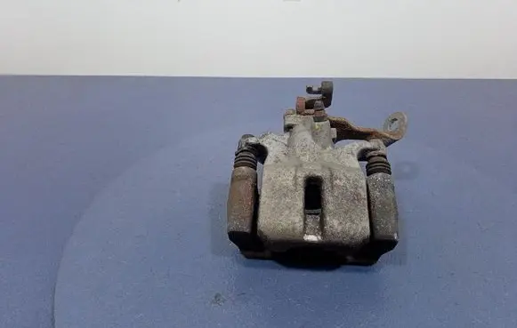 Mazda 3 II Rear brake caliper
