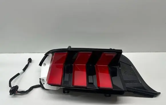 Ford Mustang VII Rear/tail lights PR3B13B505DG PR3B13B505 220485B04D