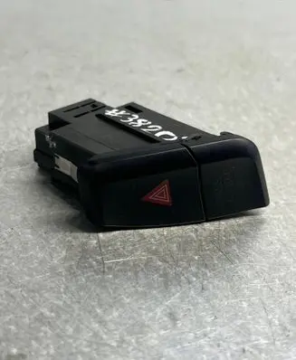 Audi A4 S4 B8 8K Hazard light switch 8K2941509A