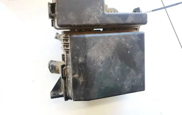 Mitsubishi Grandis Fuse box set 505061100 50506-1100