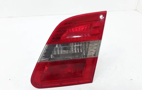 Mercedes-Benz B W245 Tailgate rear/tail lights