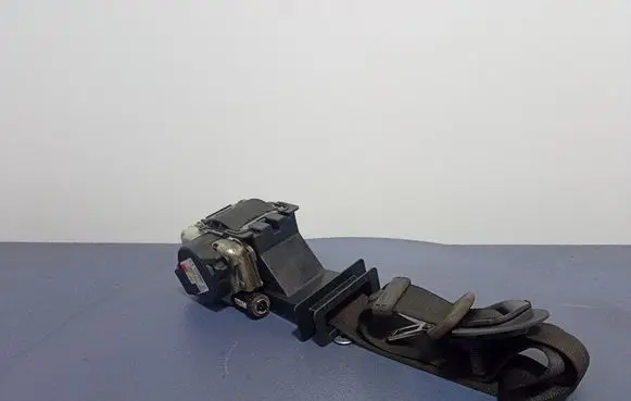 BMW M3 Front seatbelt 636607900B