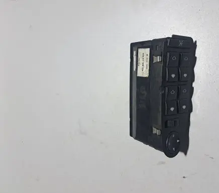 BMW 5 E39 Electric window control switch 8368966 172738 9804