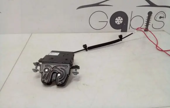 Maserati Levante Tailgate/trunk/boot lock/catch/latch 06701090450