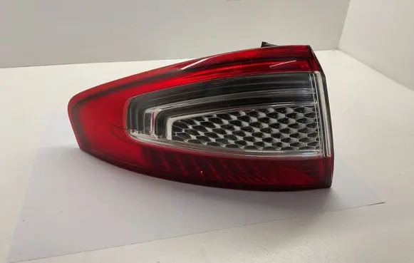 Ford Mondeo MK IV Rear/tail lights BS7113405A 0374D BS7113405C