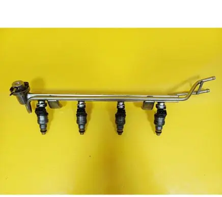 Skoda Octavia Mk1 (1U) Fuel injector 06A906031 0280150464 0280160557