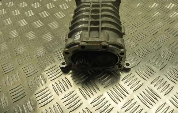 Volkswagen PASSAT B7 Supercharger 03C276