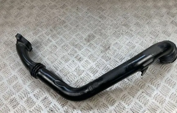 Subaru Outback Intercooler hose/pipe