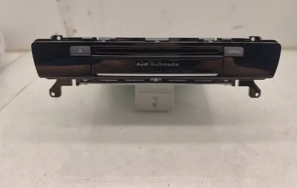 Audi A6 C7 Radio/CD/DVD/GPS head unit 4G1035021J