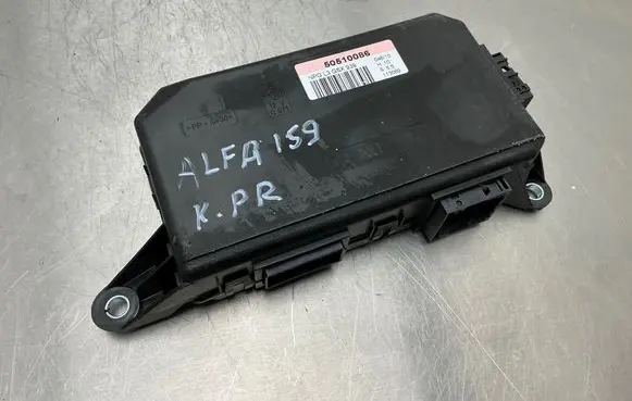 Alfa Romeo 159 Door control unit/module 50510086 113069 NPGL3GSX939
