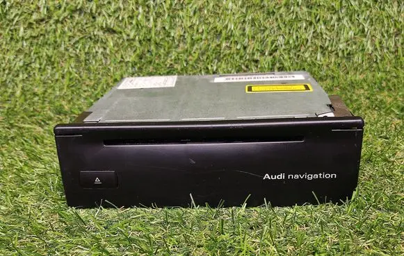 Navigation unit CD/DVD player