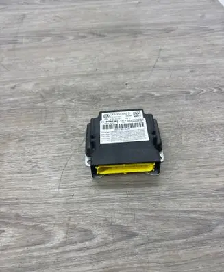 Volkswagen Caddy Airbag control unit/module 2K5959655B 0285013357