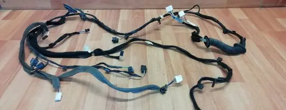 Renault Espace V (RFC) Tailgate/trunk wiring harness 240515203R