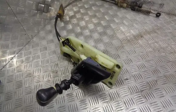 Nissan X-Trail T30 Gearbox retarder lever 