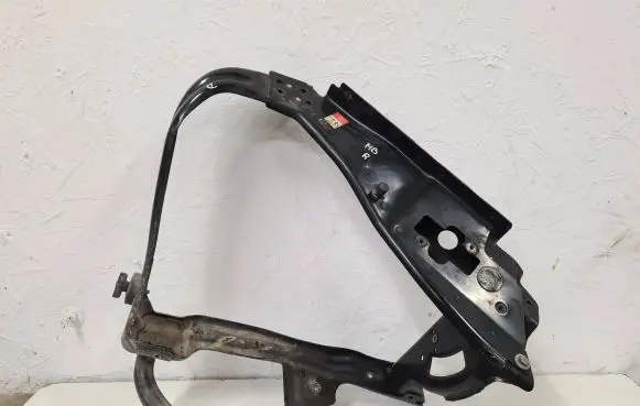 Mercedes-Benz R W251 Headlight/headlamp mounting bracket A1298172820