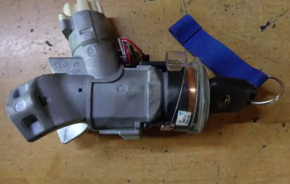 Subaru Legacy Ignition lock 88215AJ000