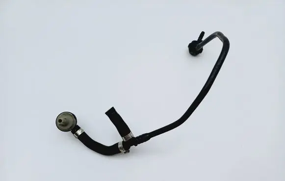 Volkswagen PASSAT B5 Vacuum line/pipe/hose 06B133241 058905291B 06B133241A