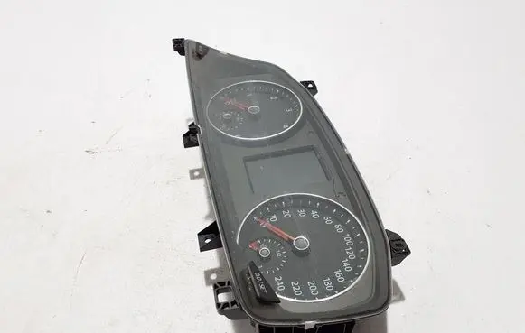 Volkswagen Transporter - Caravelle T6 Speedometer (instrument cluster) 7E0920870S