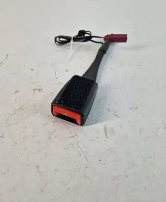 Ford Fiesta Front seatbelt buckle c1bbb61208bb