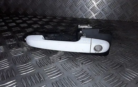 Hyundai i30 Front door exterior handle