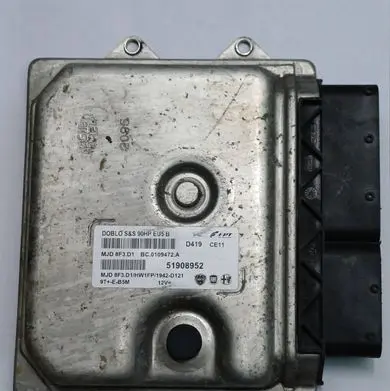Opel Combo D Engine control unit/module 51908952 MJD8F3D1