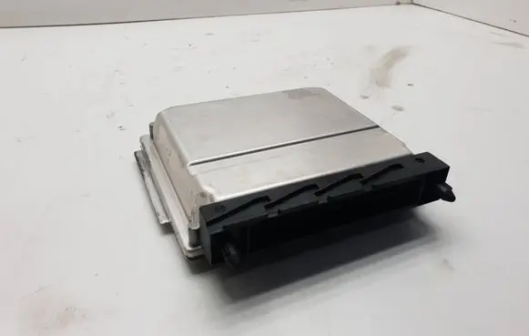 Volvo XC90 Engine control unit/module 30646978A 1039S04101 0281011441