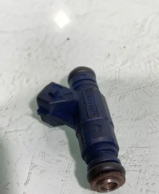 Audi A4 S4 B7 8E 8H Fuel injector 0280156065