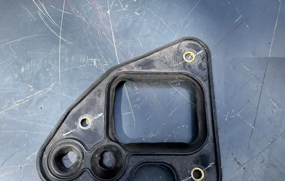 Fiat 500 Other engine bay part 68073583AC
