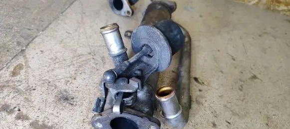 Mitsubishi Lancer VIII EGR valve cooler 03G131512AH