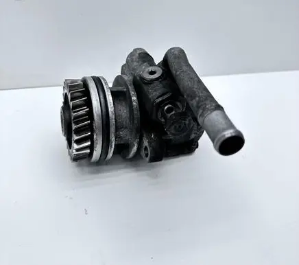 Volkswagen Transporter - Caravelle T5 Power steering pump 7E0422153F
