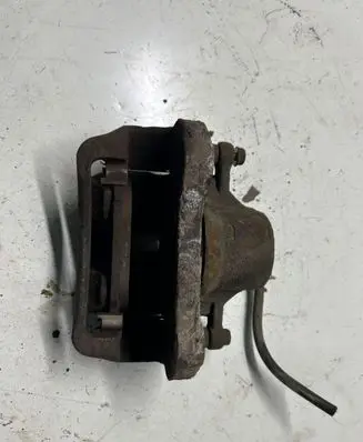 Opel Insignia A Front brake caliper