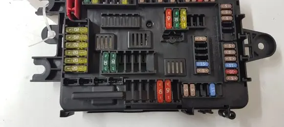 BMW 1 F20 F21 Fuse box set 10688710 926111103 04102012