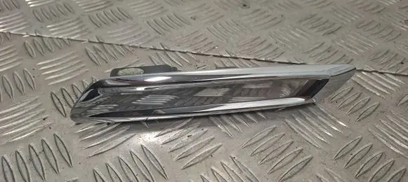 BMW 5 F10 F11 Fender trim (molding) 7336648